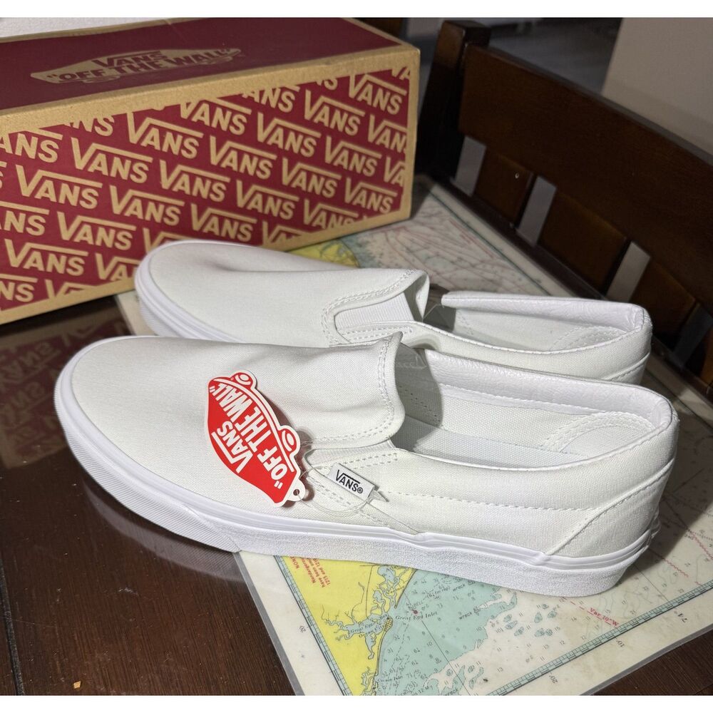 NIB Vans Classic Slip-On True White Canvas Shoes Men's 10.5 / Women's 12.0 - Picture 6 of 13